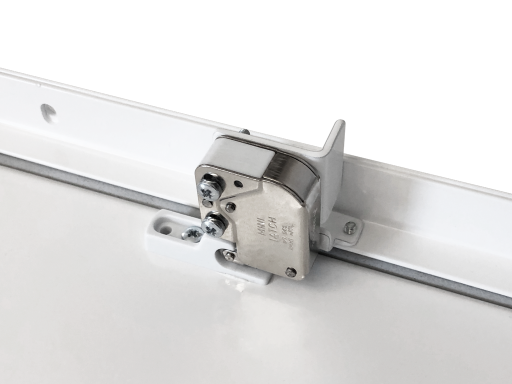 Einwurftür Metall - Weiß - doppelwandig - mit Dichtung - mit Push-Lock-Funktion - 300x300 mm